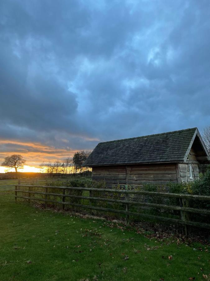 The Hat'S Hut Mixbury Exterior foto